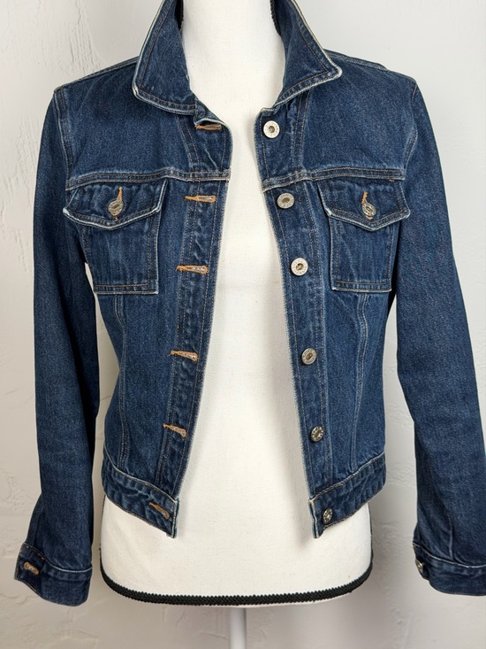 Guess Jackets & Blazers - Y2K FITTED Guess Blue Classic Denim Jacket- M